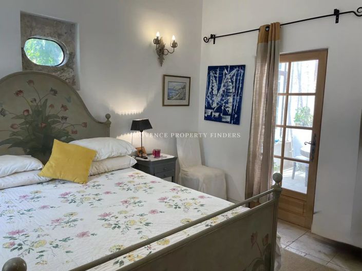 Image No.13-5 Bed House for sale