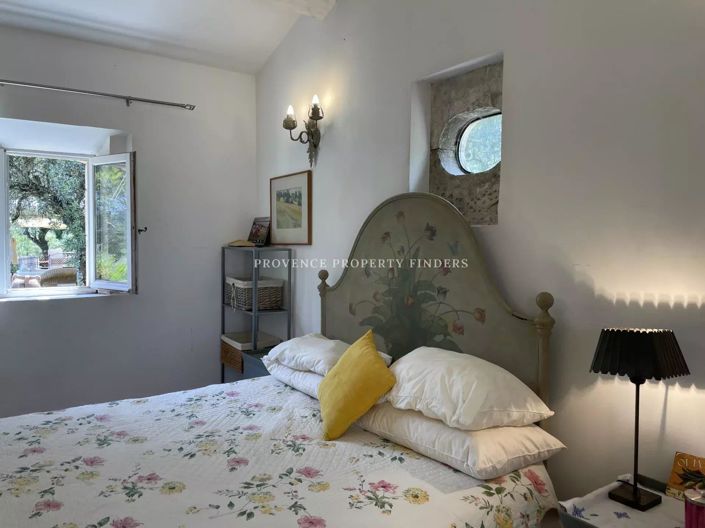 Image No.36-5 Bed House for sale