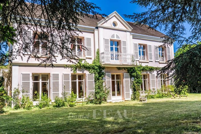 Image No.1-4 Bed House for sale