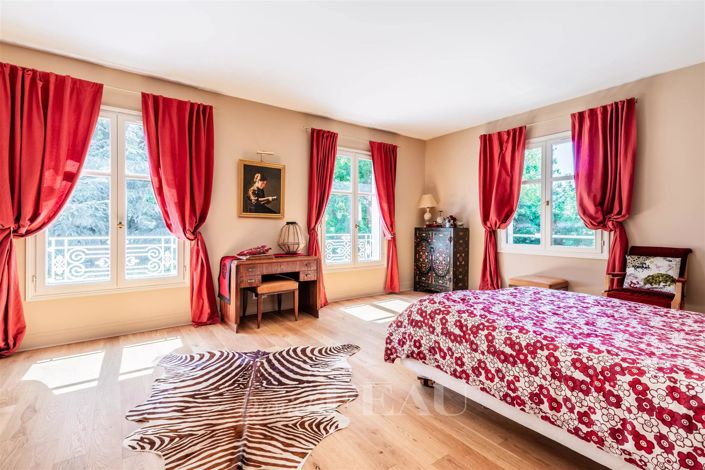 Image No.9-4 Bed House for sale