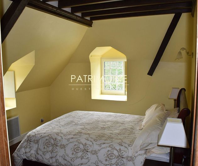 Image No.13-7 Bed Property for sale