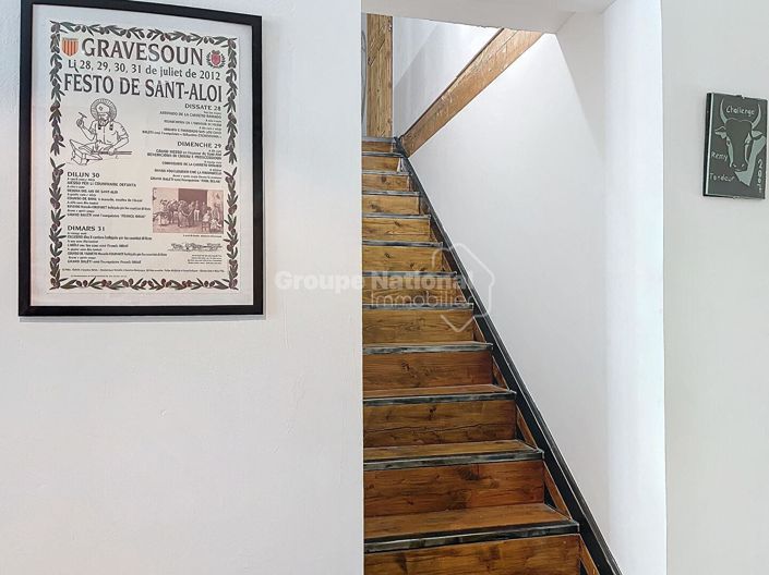 Image No.18-5 Bed Property for sale