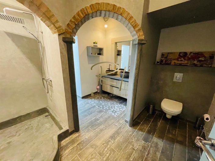 Image No.9-3 Bed House for sale