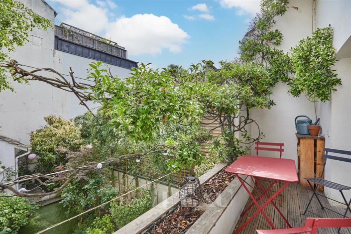 Image No.5-6 Bed House for sale