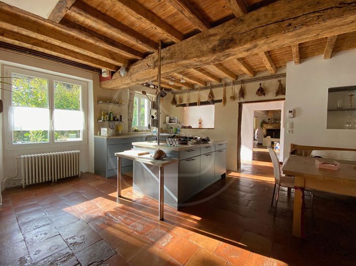 Image No.7-4 Bed House for sale