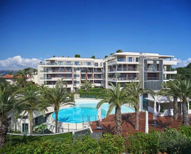 Image No.1-Appartement de 2 chambres à vendre à Antibes