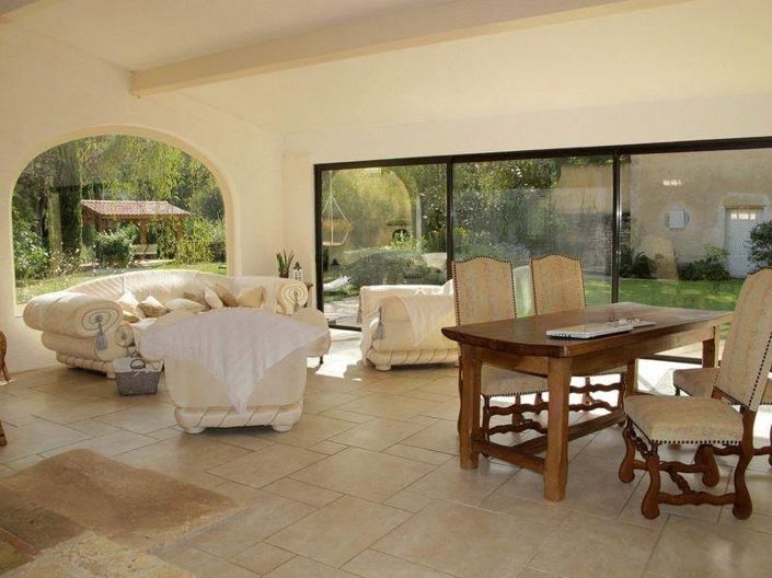 Image No.3-5 Bed House for sale