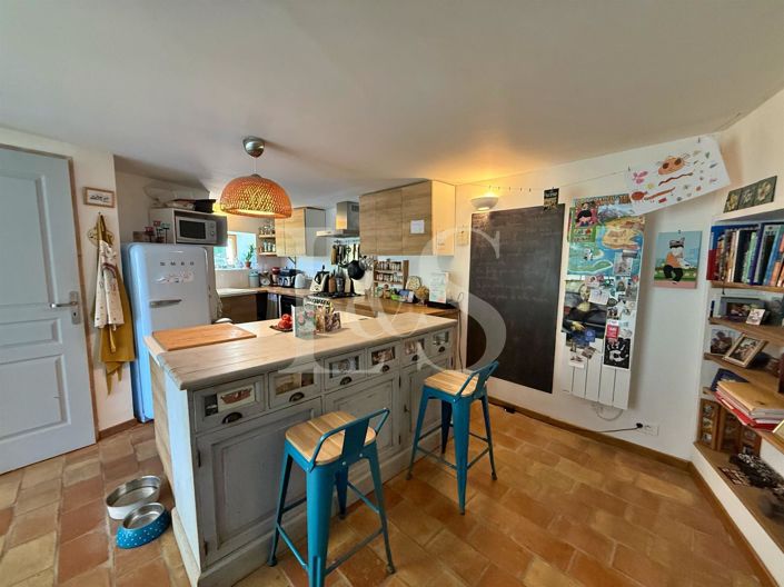 Image No.11-3 Bed House for sale