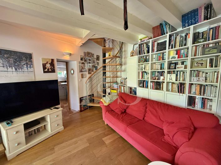 Image No.12-3 Bed House for sale