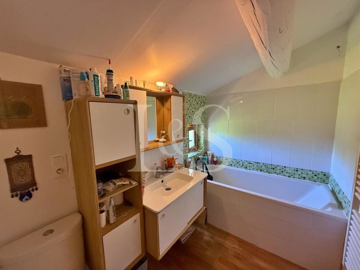 Image No.17-3 Bed House for sale