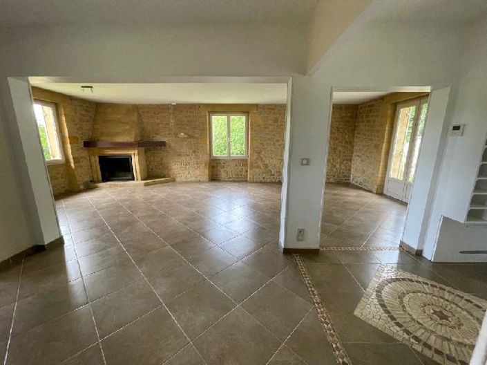 Image No.3-5 Bed House for sale