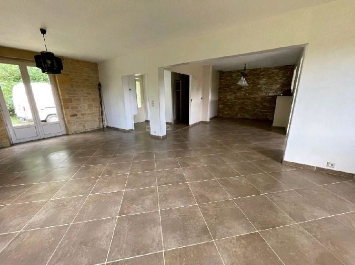 Image No.4-5 Bed House for sale