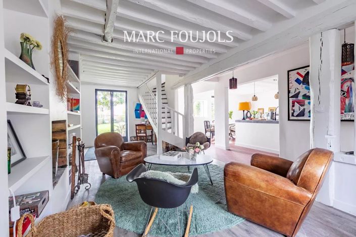 Image No.1-4 Bed House for sale