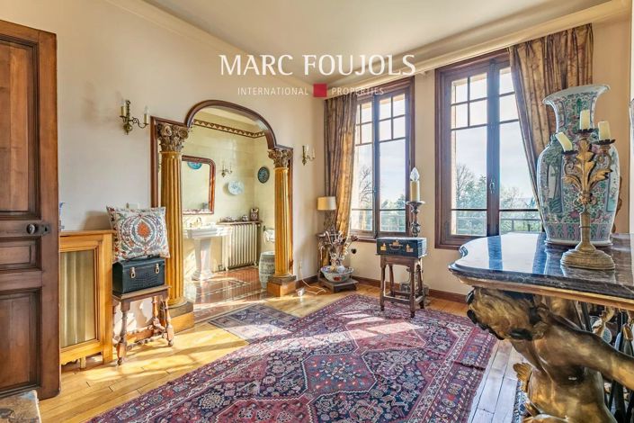 Image No.14-6 Bed House for sale