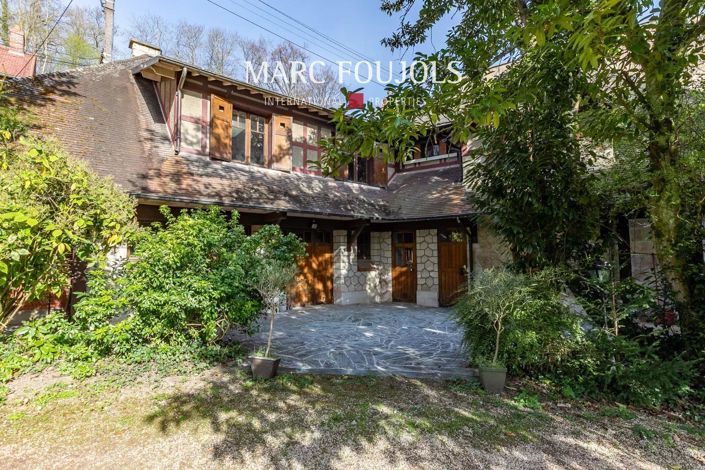 Image No.20-6 Bed House for sale