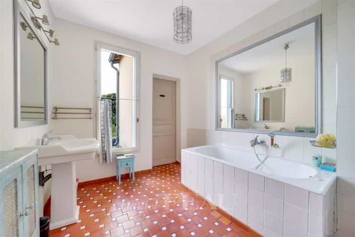 Image No.9-Maison de 6 chambres à vendre à Saint-Germain-en-Laye