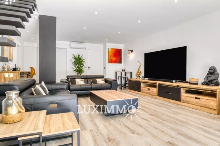 Image No.3-4 Bed House for sale