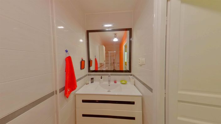 Image No.7-2 Bed Apartment for sale