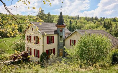 1 - Lons-le-Saunier, Property