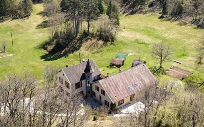 1 - Lons-le-Saunier, Propriété