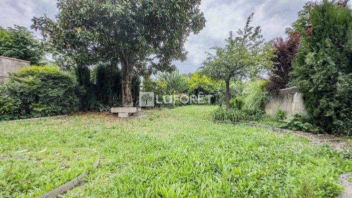 Image No.11-4 Bed Property for sale