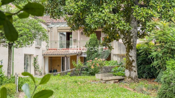 Image No.2-Propriété de 4 chambres à vendre à Nérac