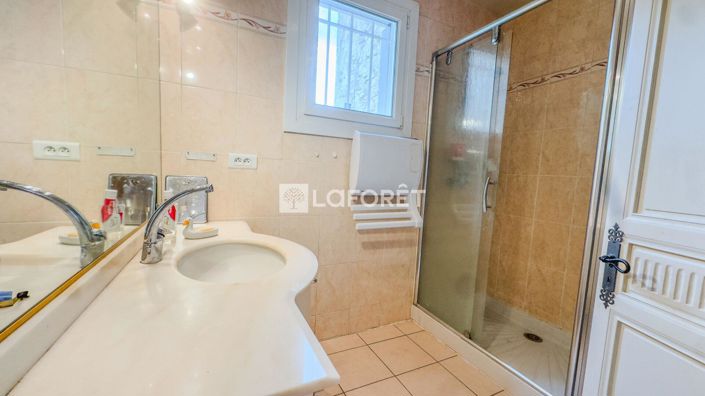 Image No.7-Propriété de 4 chambres à vendre à Nérac