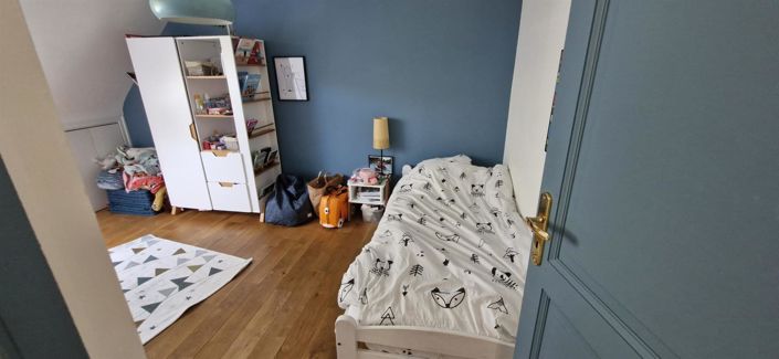 Image No.10-4 Bed House for sale