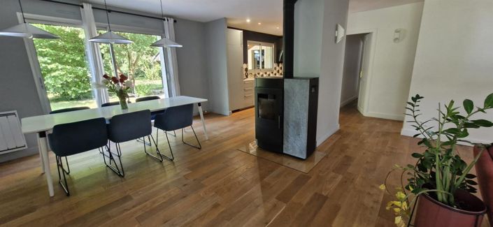 Image No.3-4 Bed House for sale