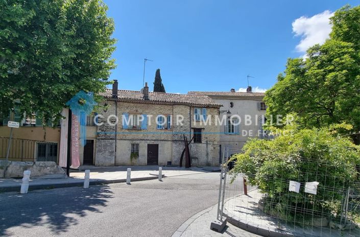 Image No.1-3 Bed House for sale