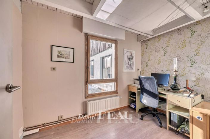 Image No.12-5 Bed House for sale