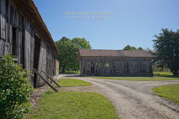 Image No.10-6 Bed House for sale