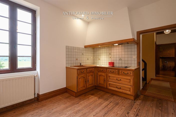 Image No.36-6 Bed House for sale