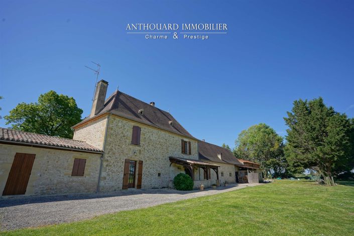 Image No.7-6 Bed House for sale