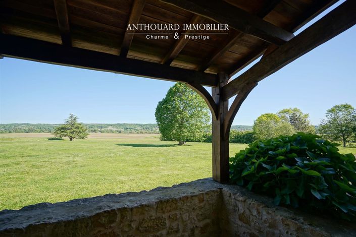 Image No.9-6 Bed House for sale