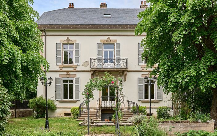 Image No.1-Propriété de 4 chambres à vendre à Franche-Comté