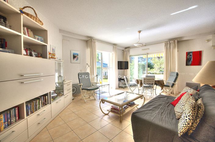 Image No.5-Appartement de 2 chambres à vendre à Saint-Raphael