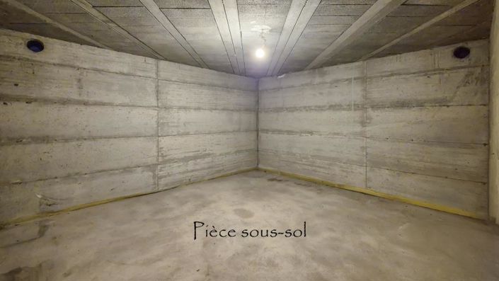 Image No.20-Maison de 5 chambres à vendre à Culoz