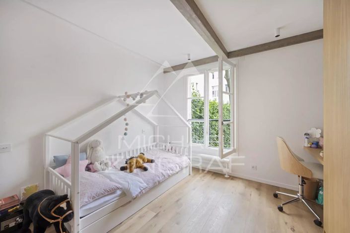 Image No.18-Maison de 4 chambres à vendre à Paris