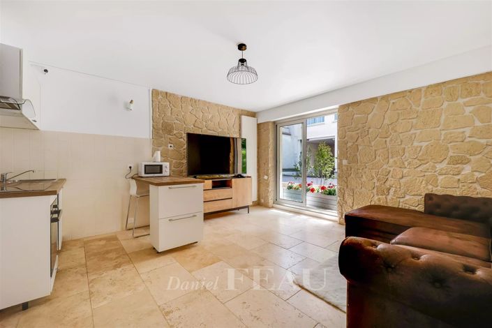 Image No.10-2 Bed Apartment for sale