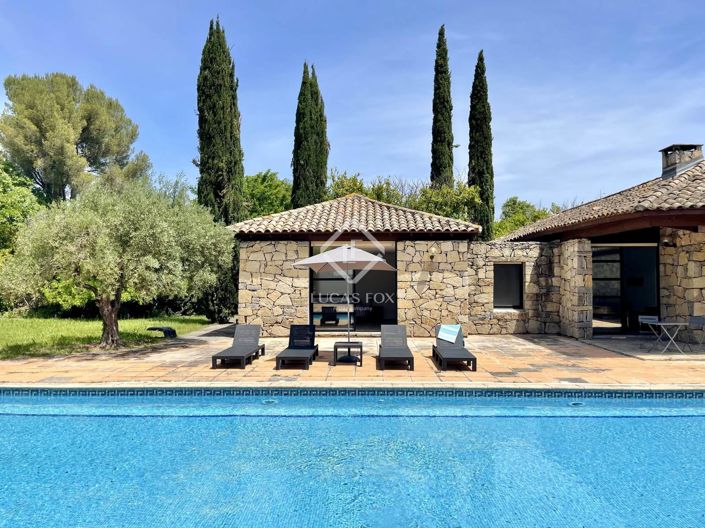 Image No.1-5 Bed House for sale