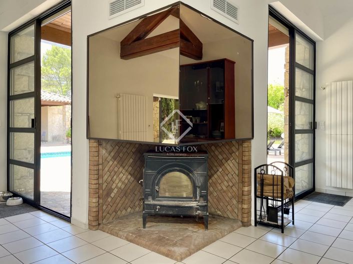 Image No.20-5 Bed House for sale