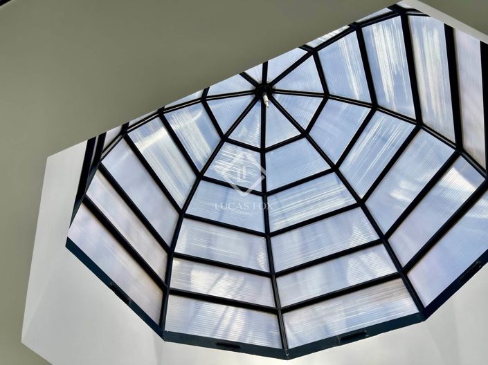 Image No.23-5 Bed House for sale