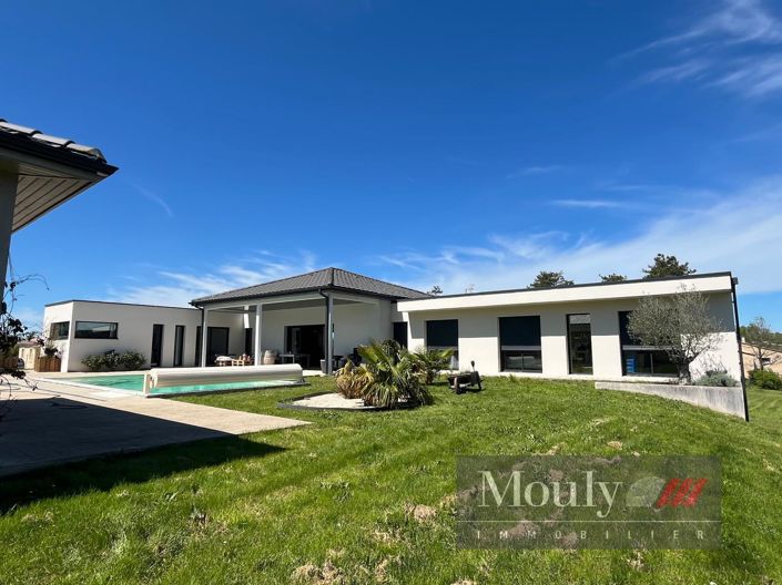 Image No.1-3 Bed House for sale