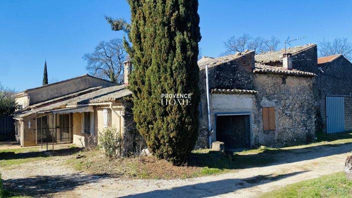 Image No.1-4 Bed House for sale