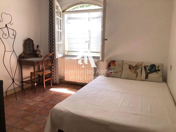 Image No.12-6 Bed House for sale