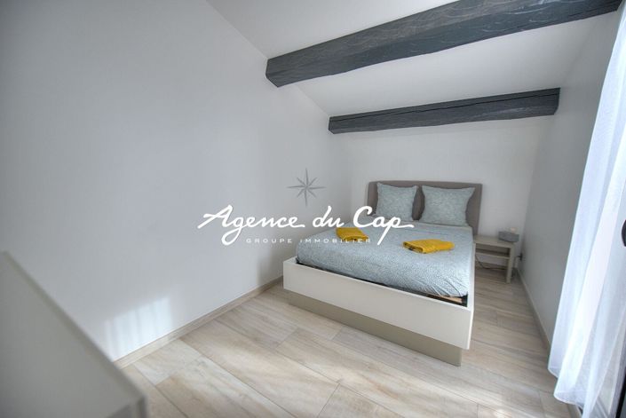 Image No.11-5 Bed House for sale