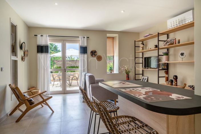 Image No.18-13 Bed House for sale