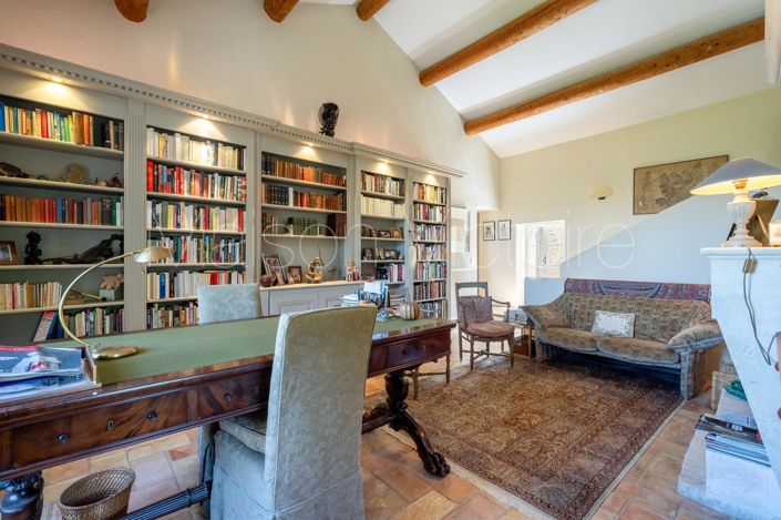 Image No.24-5 Bed House for sale