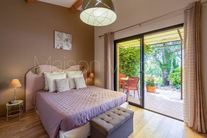 Image No.12-Maison de 7 chambres à vendre à Gordes